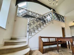 Photo 33- click for photo gallery